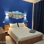 Casa Roxy * טראפאני